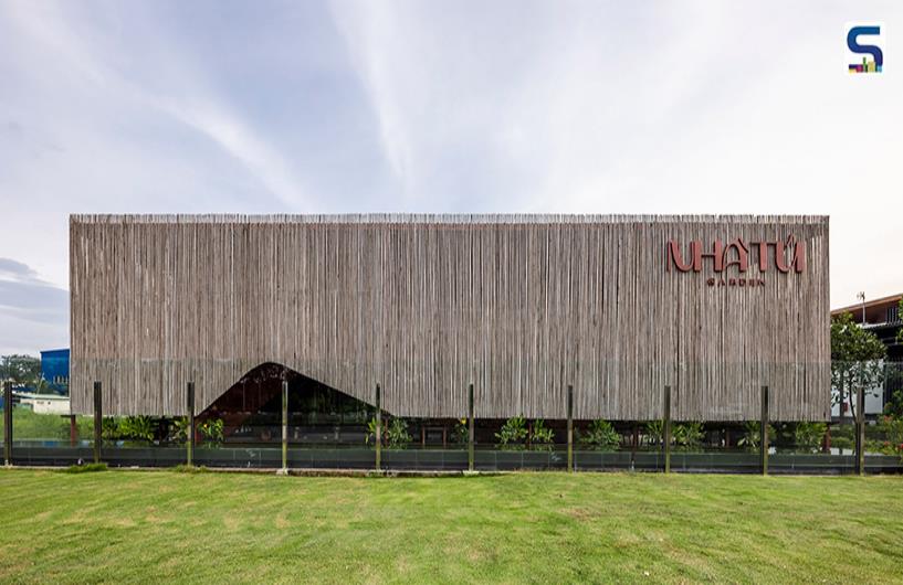 Bamboo Screen Covers The Facade Of Nhà Tú Garden Restaurant in Vietnam | Long Nguyen Design