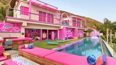 This Millennial Pink Airbnb Is the Mansion of Your Instagram Dreams