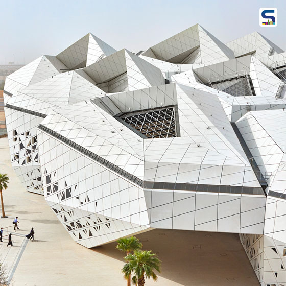 In the Saudi Arabian capital Riyadh, honeycomb-shaped King Abdullah Petroleum Studies and Research Center (KAPSARC) has been now opened to the public.