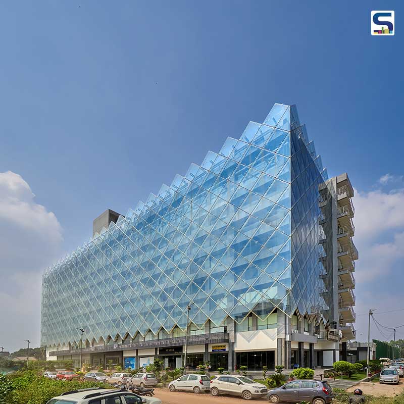 Forget All Your Parking Woes At This Luxurious Commercial Hub in New Delhi | Best Group