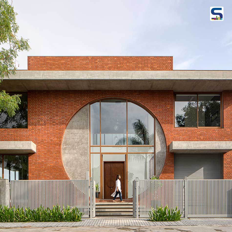 Urvi Shah of Traanspace Designs A Vastu-Compliant Brick Home that Encourages Connections With Nature | Vadodara