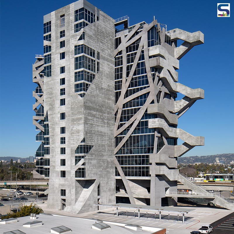 Sculptural 235-Foot Steel Structure Of A T-Shaped Office Building of (W)rapper Tower |  Los Angeles | Eric Owen Moss Architects