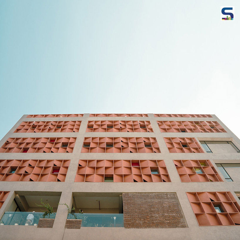 Striking 65,000-Wire-Cut Red Brick Facade in Gurugram Designed by Logic Design + Build