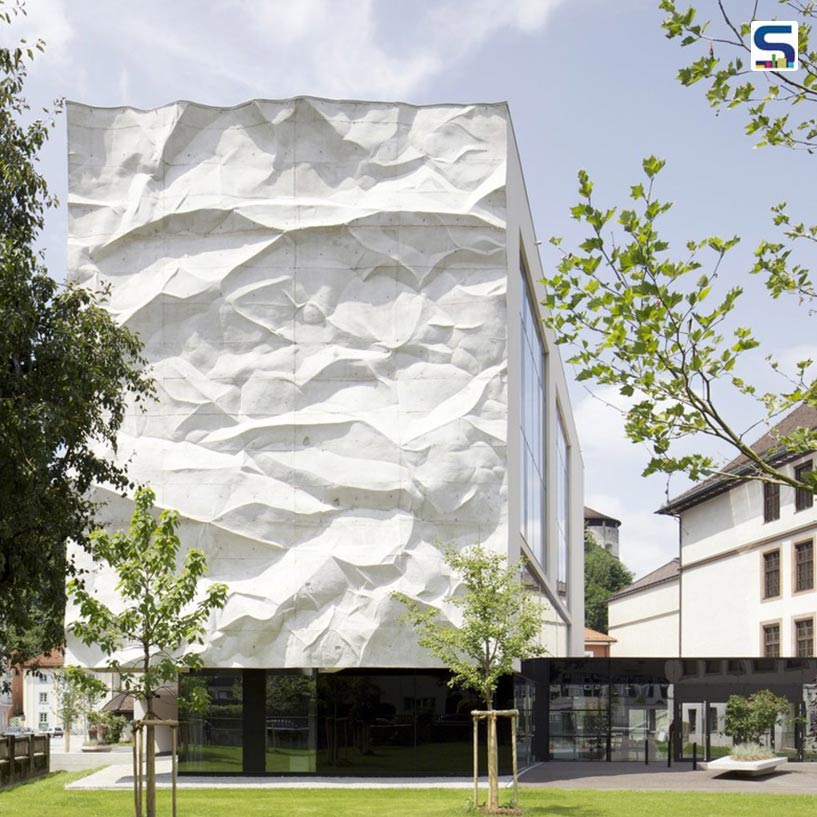 Fascinating Facades: 3D Concrete Crinkled Wall in A School in Austria