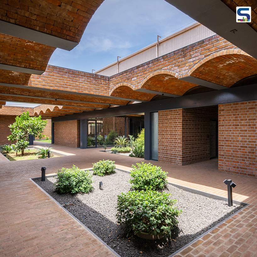 Minimizing Concrete Usage in the Metallic Bellows Factory Administrative Office | KSM Architecture | Vallam | Tamil Nadu