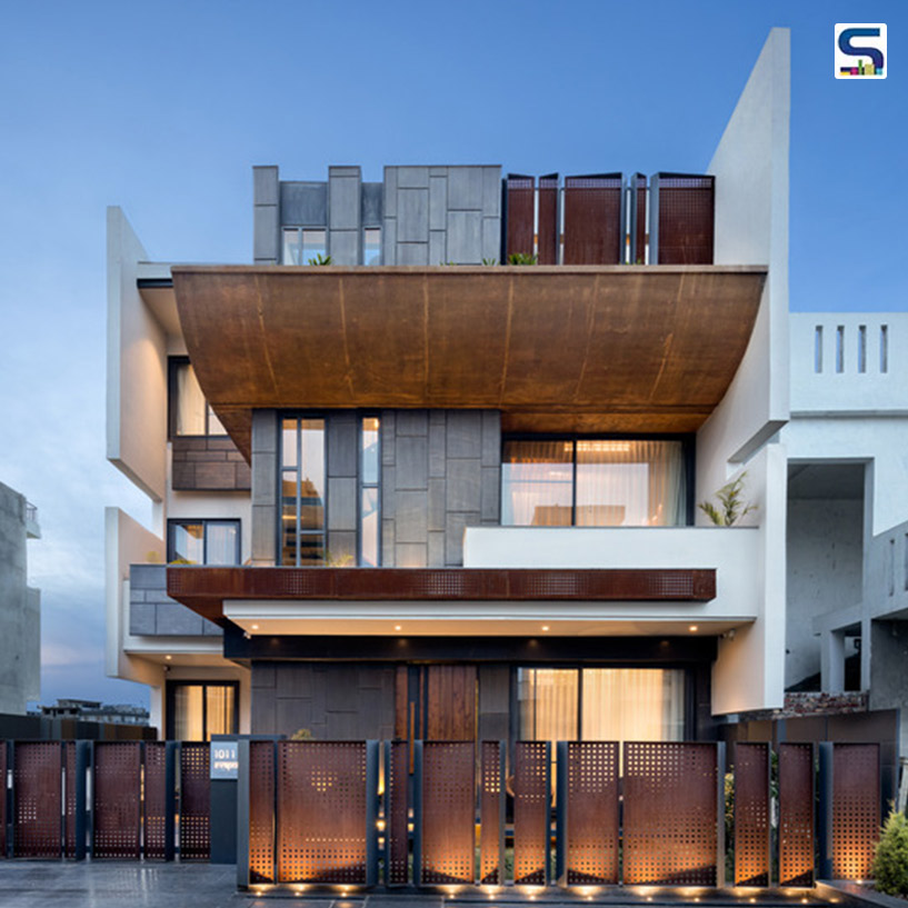 Blending Grey Stone and Ochre Concrete for a Chic Facade in this Modern Residence in Mohali | Studio Built Environment