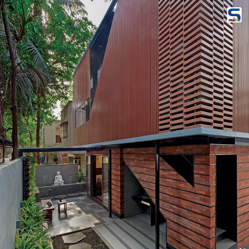 Powder-Coated Aluminum Fins On Façade |  Alok Kothari Architects